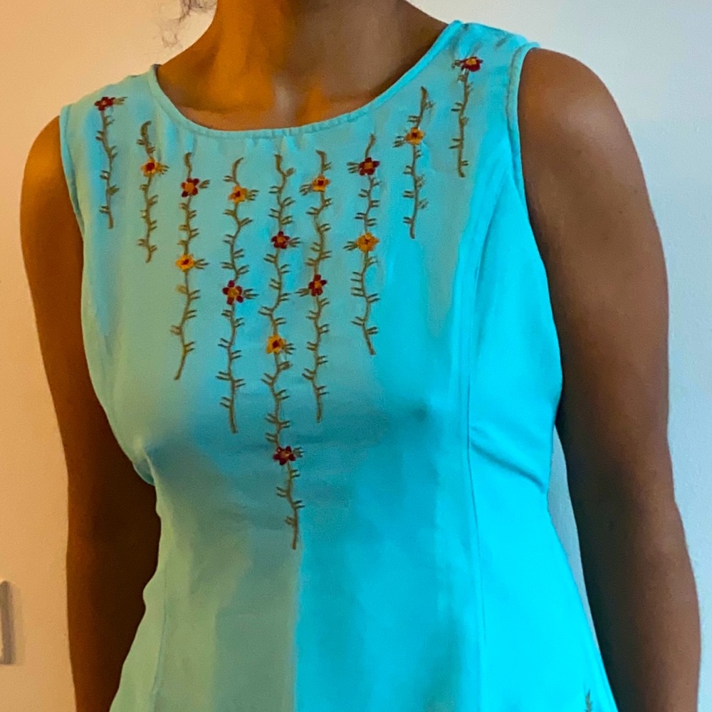 Women’s dress